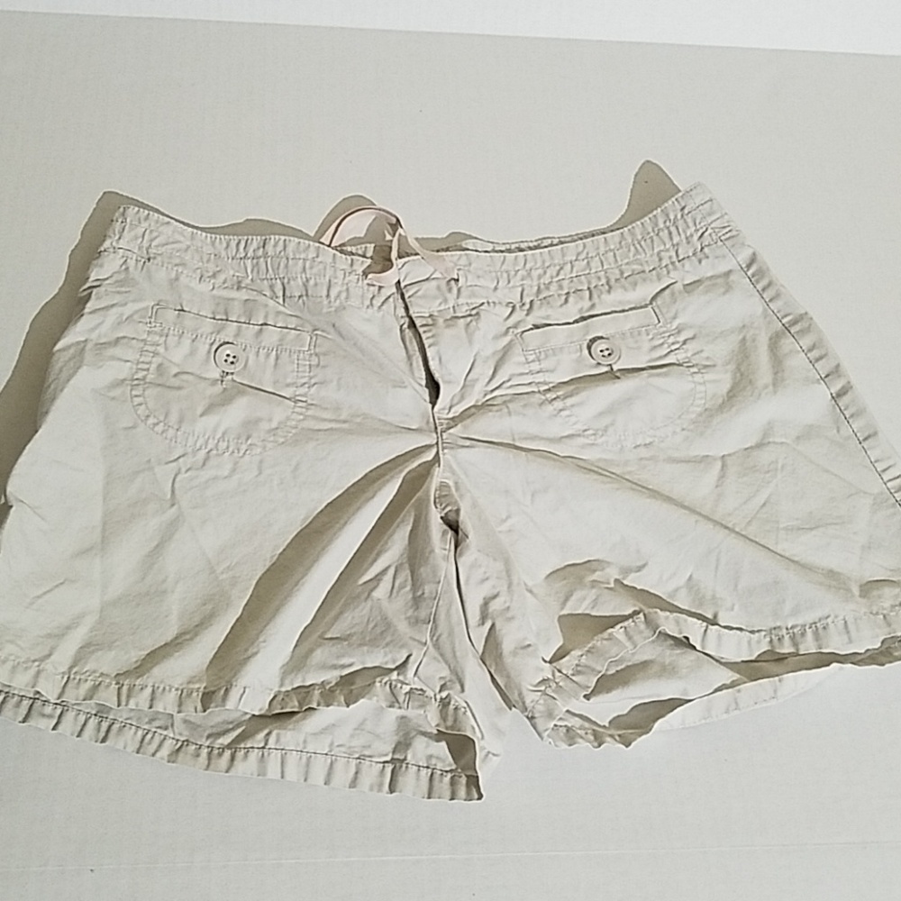 Gap women's shorts size (4) A33